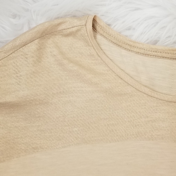 Loft gold tshirt - Picture 2 of 4